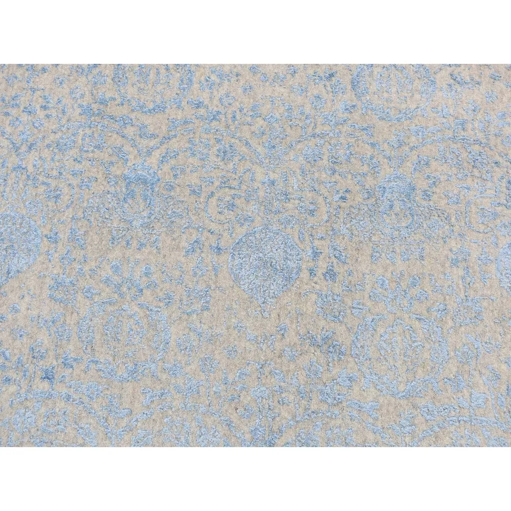 New Hand Loomed Grey Wool & Silk Round Oriental Rug 7'10" x 7'10"