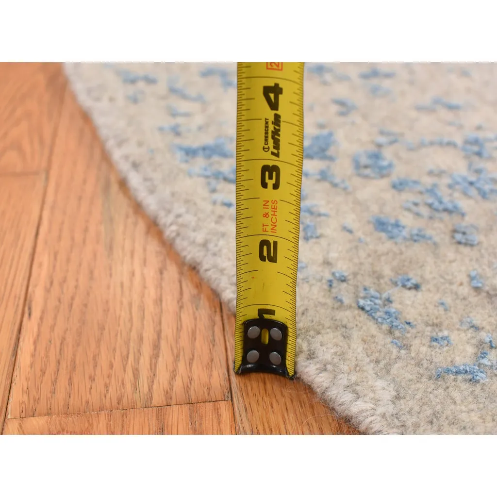 New Hand Loomed Grey Wool & Silk Round Oriental Rug 7'10" x 7'10"