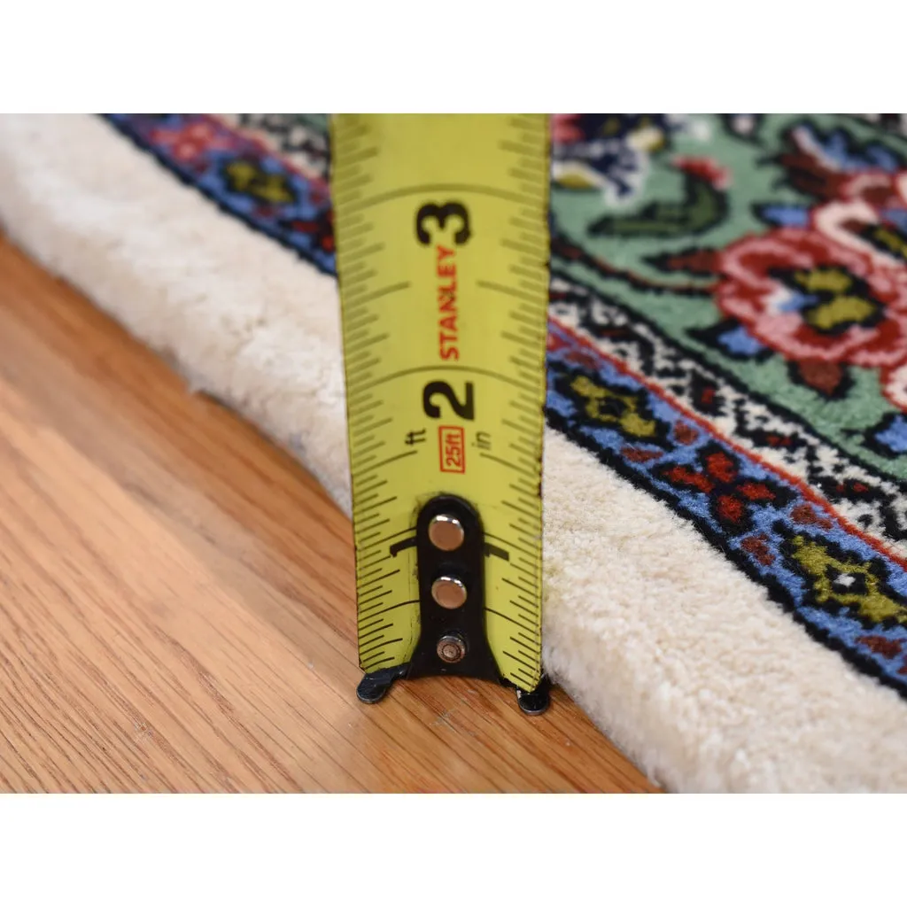 New Hand Knotted Ivory Wool Rectangle Oriental Rug 4'4" x 6'8"